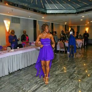 Meet your Posher, Sharyn